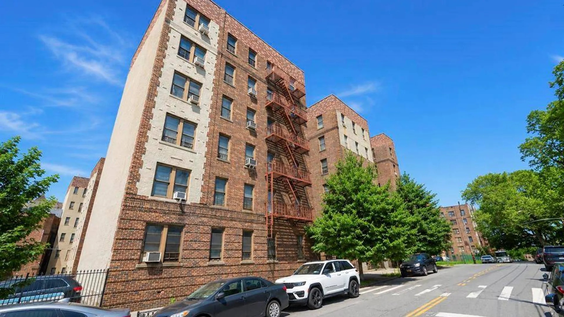 Property at 2925 Matthews Avenue, Bronx, NY 10467 30