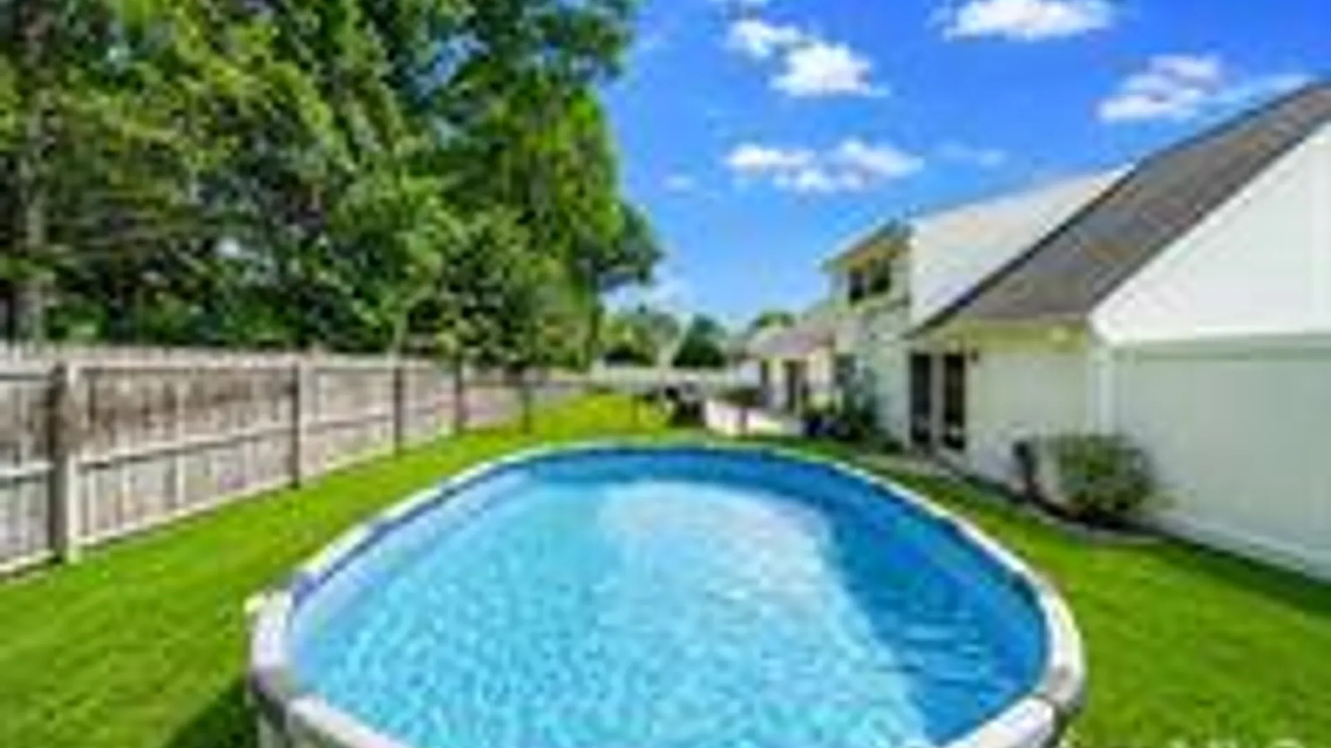 Property at 5 Horseshoe Drive, Holbrook, NY 11741 8