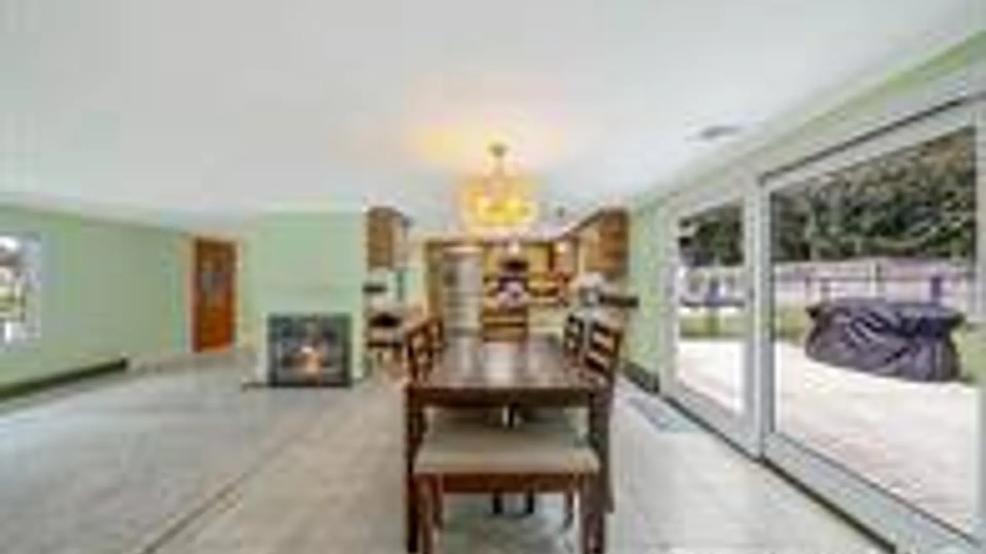 Property at 5 Horseshoe Drive, Holbrook, NY 11741 20