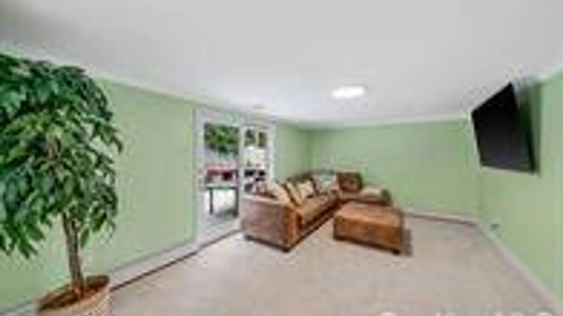 Property at 5 Horseshoe Drive, Holbrook, NY 11741 25
