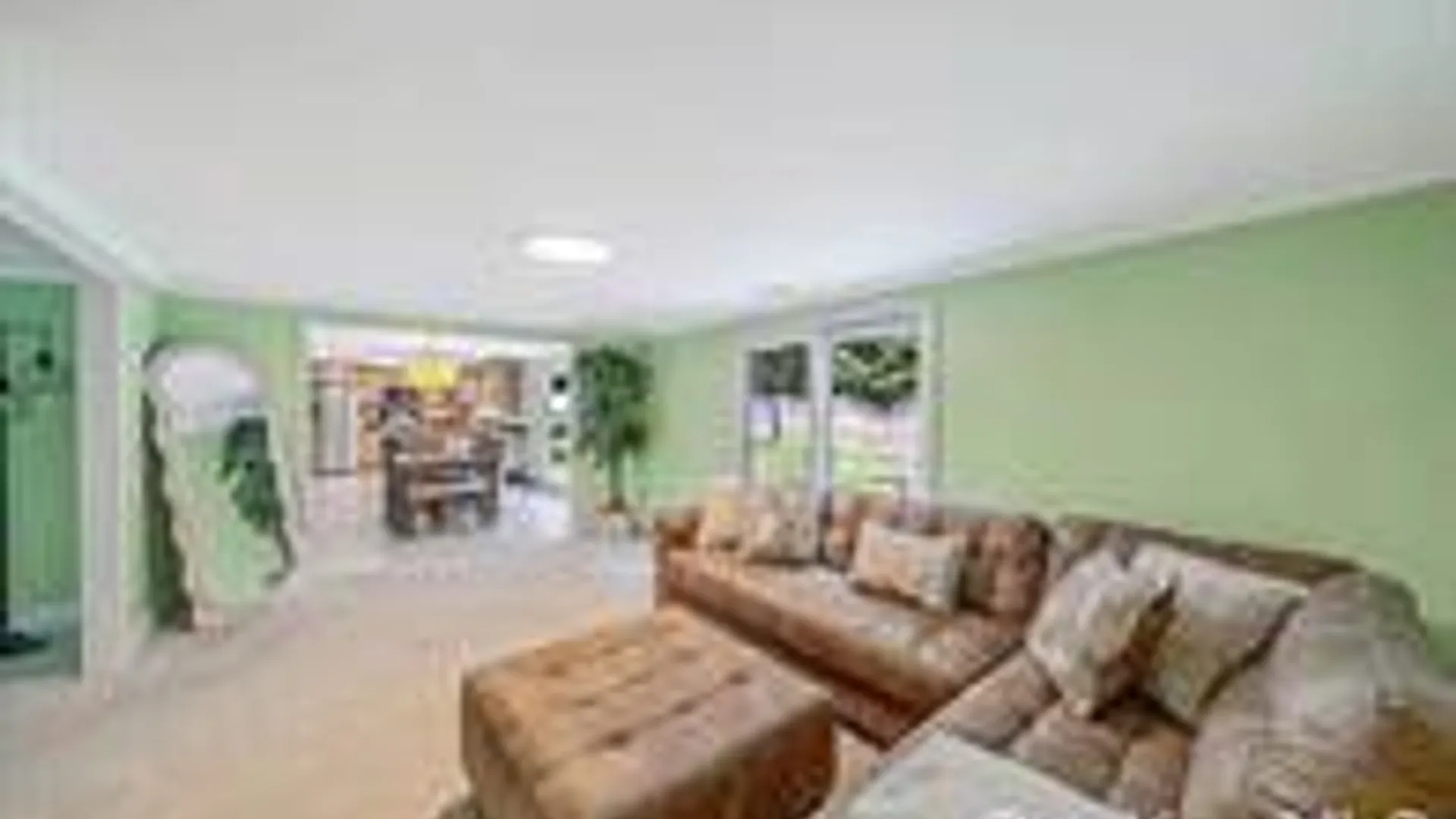 Property at 5 Horseshoe Drive, Holbrook, NY 11741 28