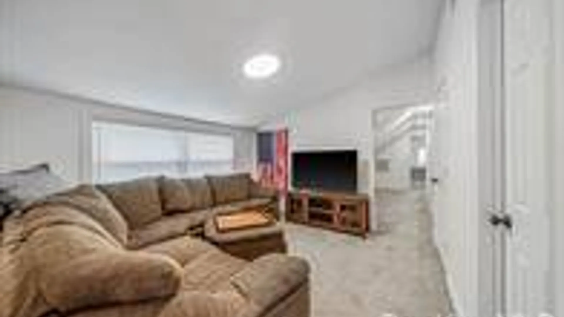 Property at 5 Horseshoe Drive, Holbrook, NY 11741 37