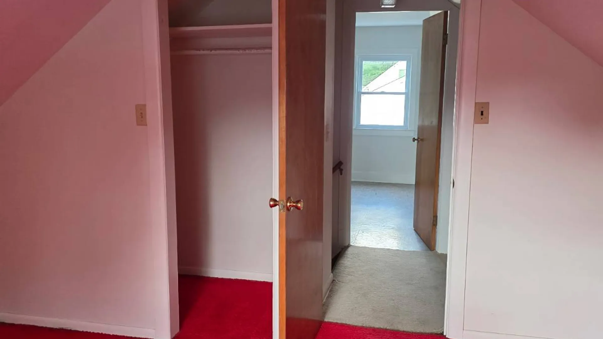 Property at 5514 Woodlawn Pl, Utica, NY 13502 12