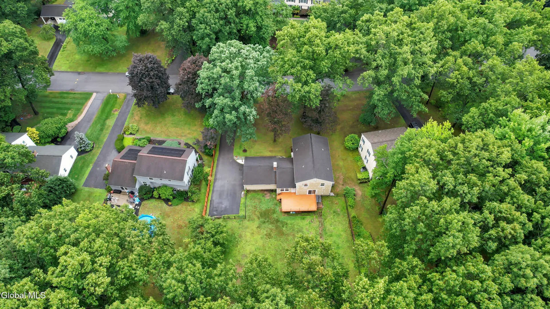 Property at 47 Canterbury Road, Clifton Park, NY 12065 4