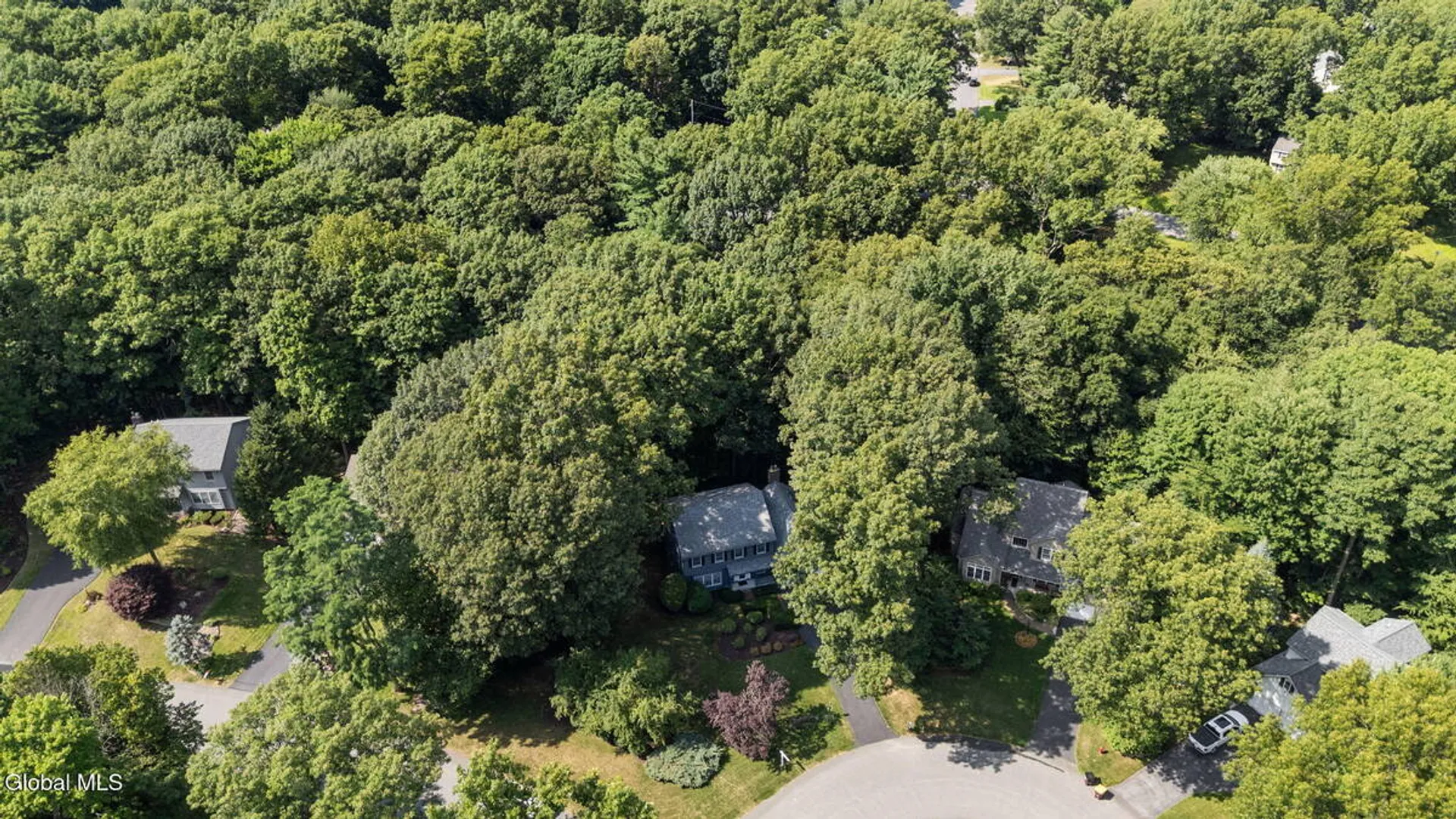 Property at 9 Newport Drive, Clifton Park, NY 12065 41