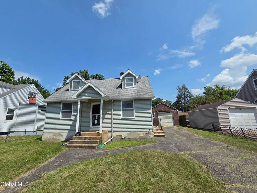Property at 3337 Alice Street, Schenectady, NY 12304