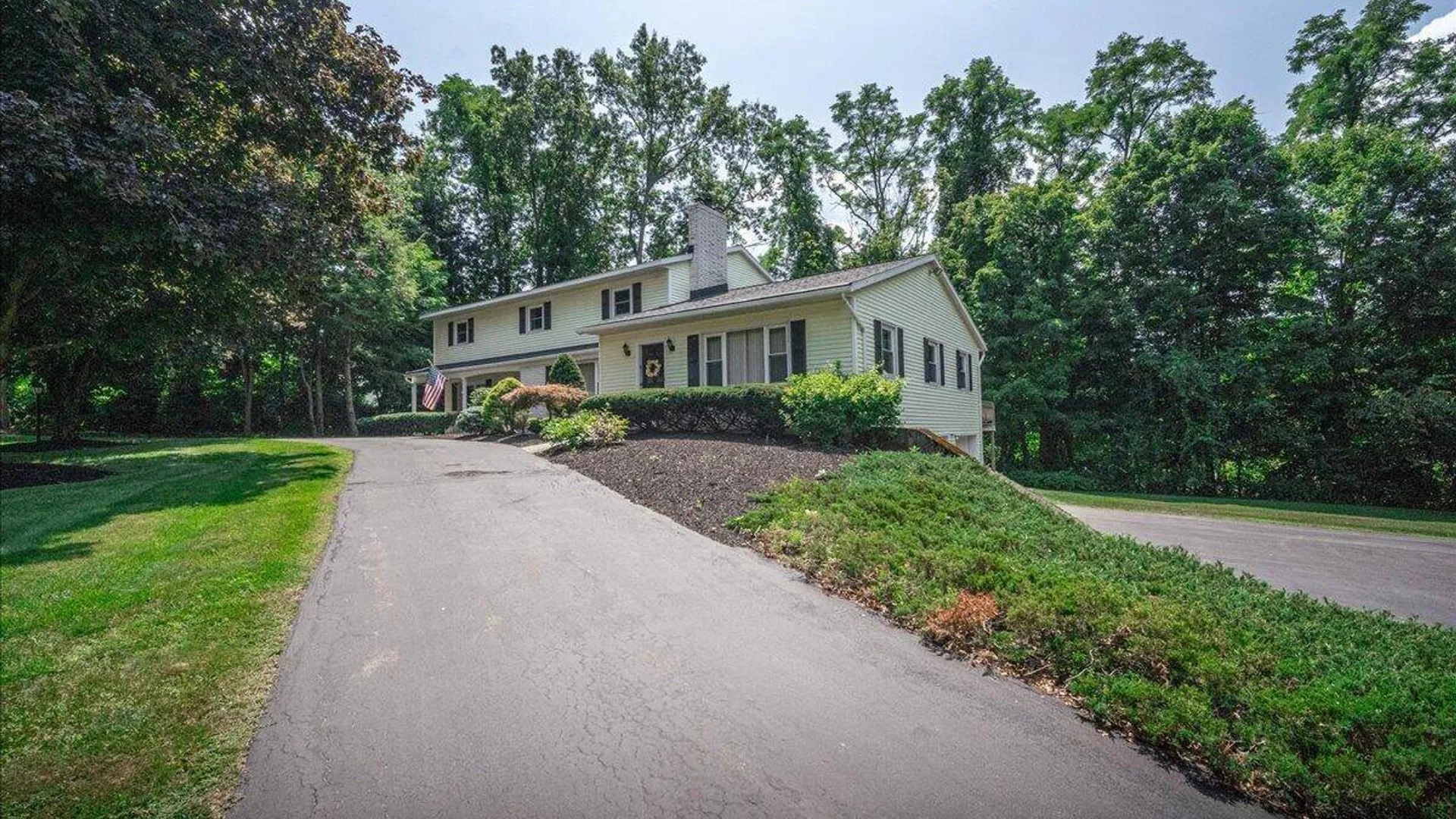 Property at 47 Rolling Brook Drive, Clifton Park, NY 12065 5