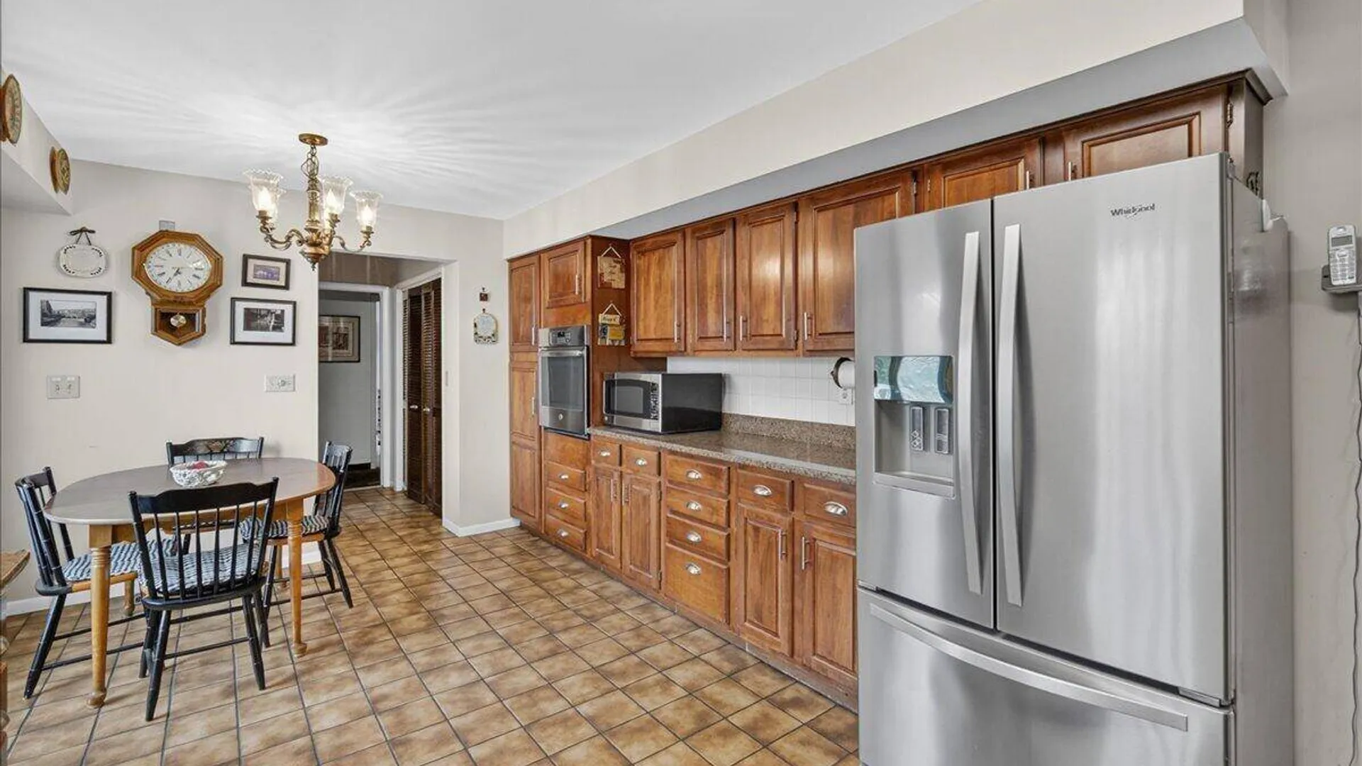 Property at 47 Rolling Brook Drive, Clifton Park, NY 12065 22
