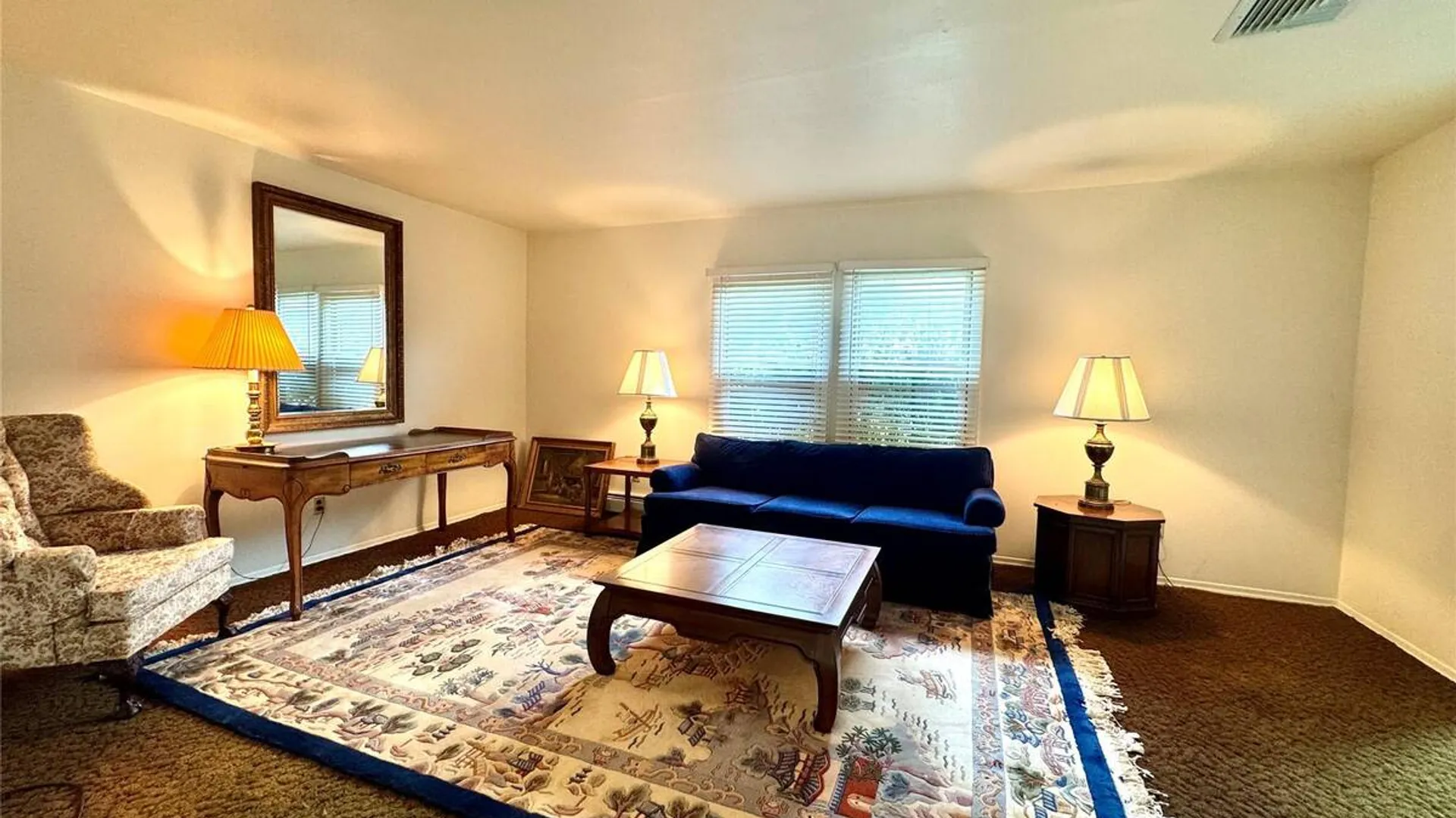 Property at 15 Stonehurst Lane, Dix Hills, NY 11746 6