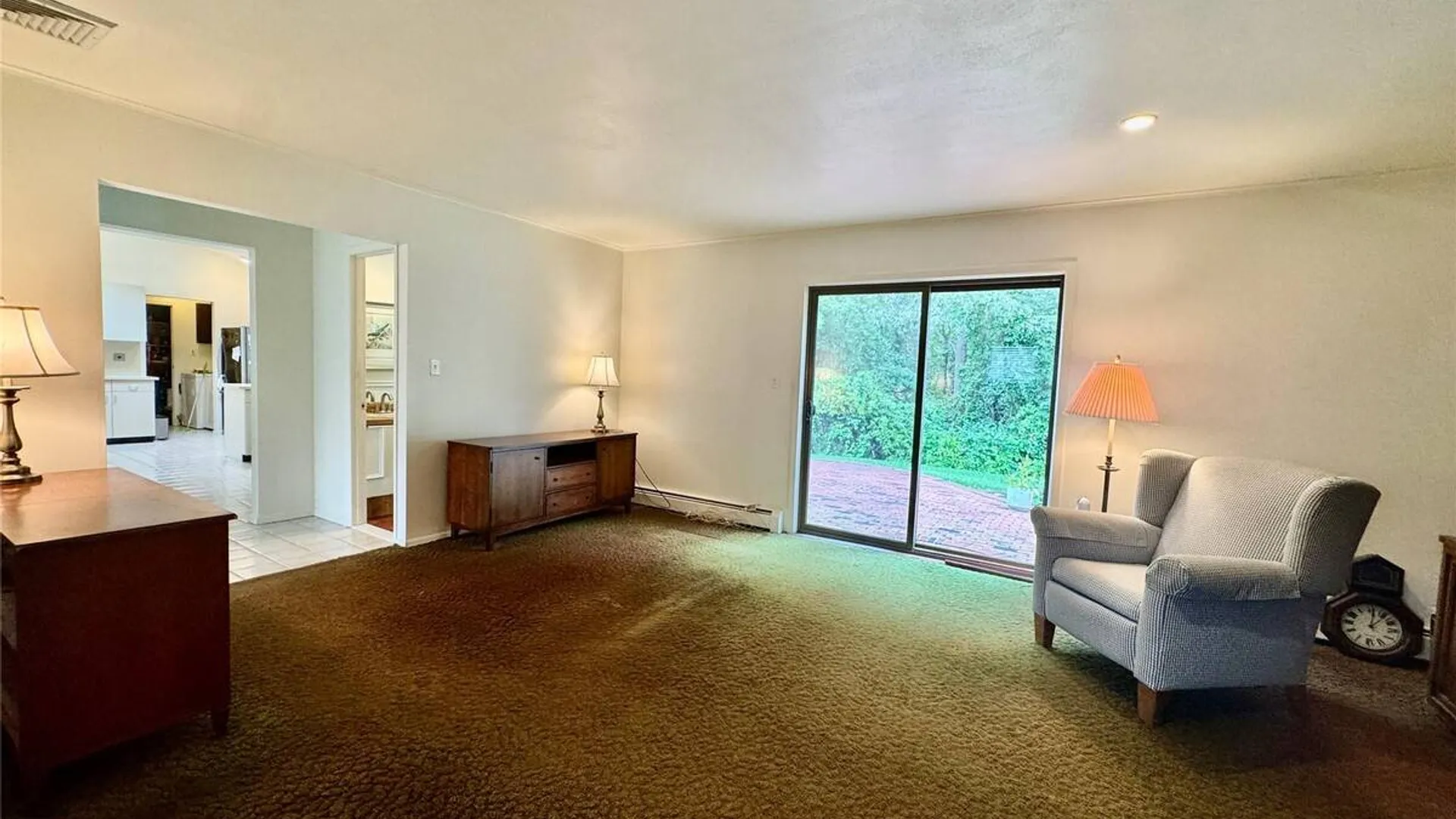 Property at 15 Stonehurst Lane, Dix Hills, NY 11746 9