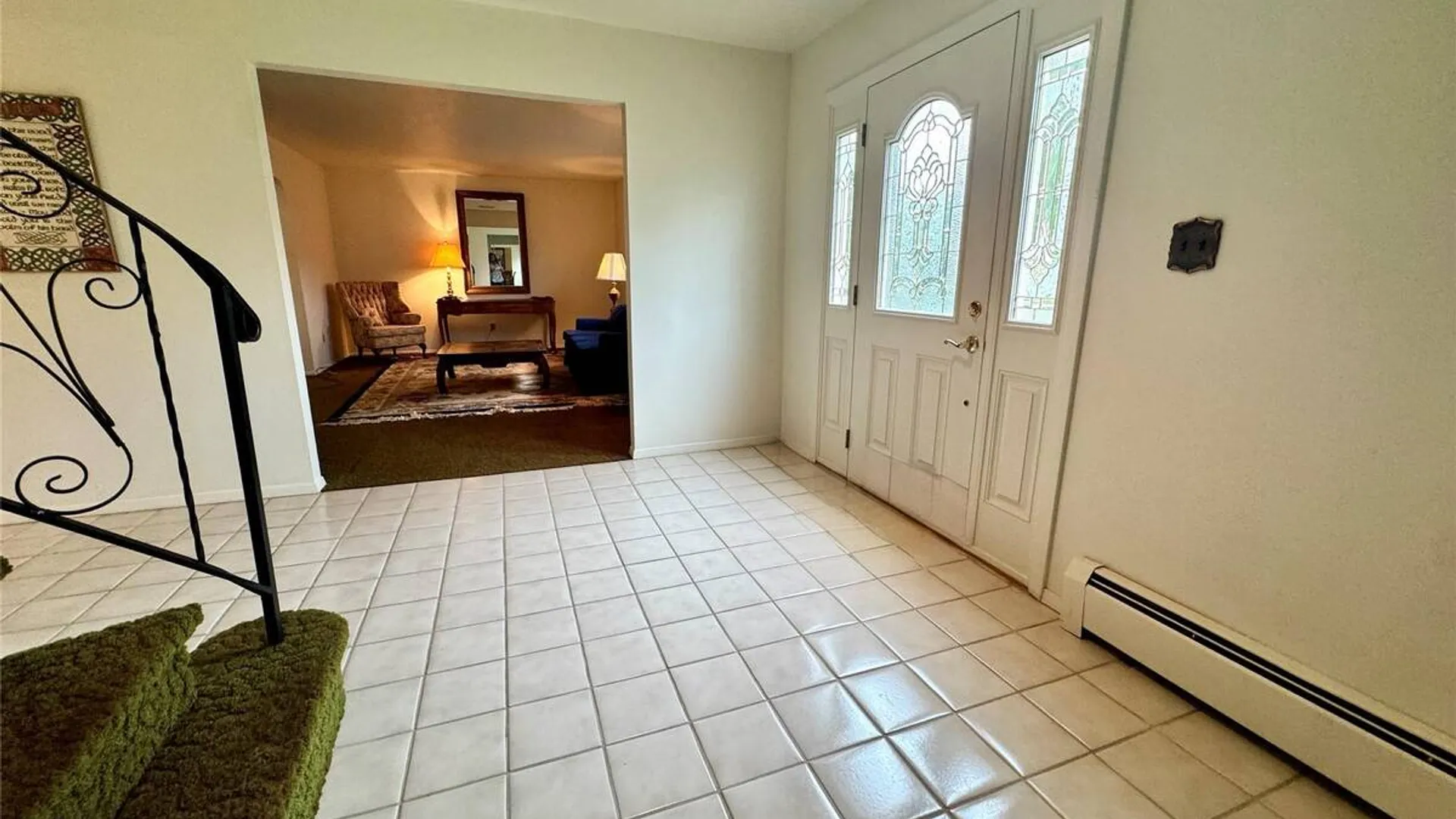Property at 15 Stonehurst Lane, Dix Hills, NY 11746 4