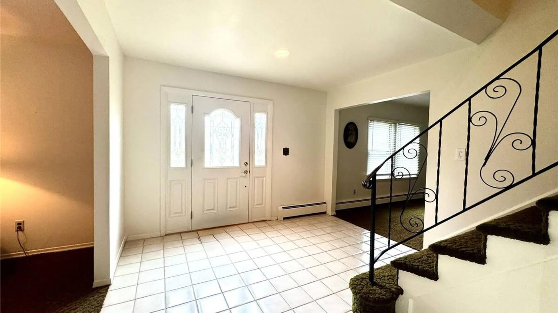 Property at 15 Stonehurst Lane, Dix Hills, NY 11746 17