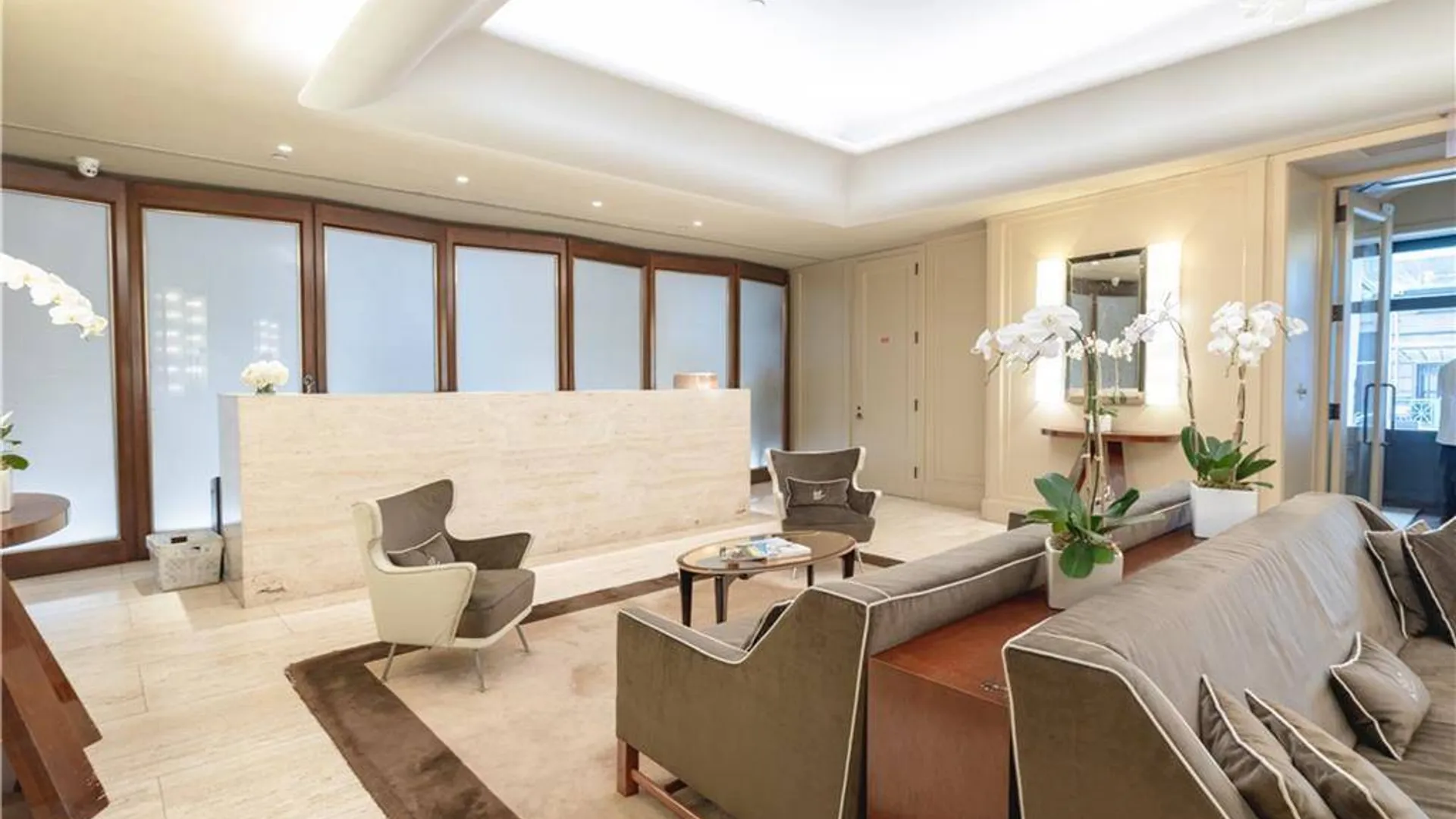 Property at 55 Wall St, New York, NY 10005 4