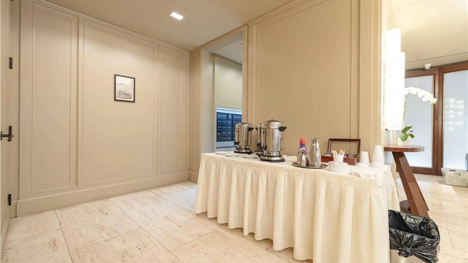 Property at 55 Wall St, New York, NY 10005 6