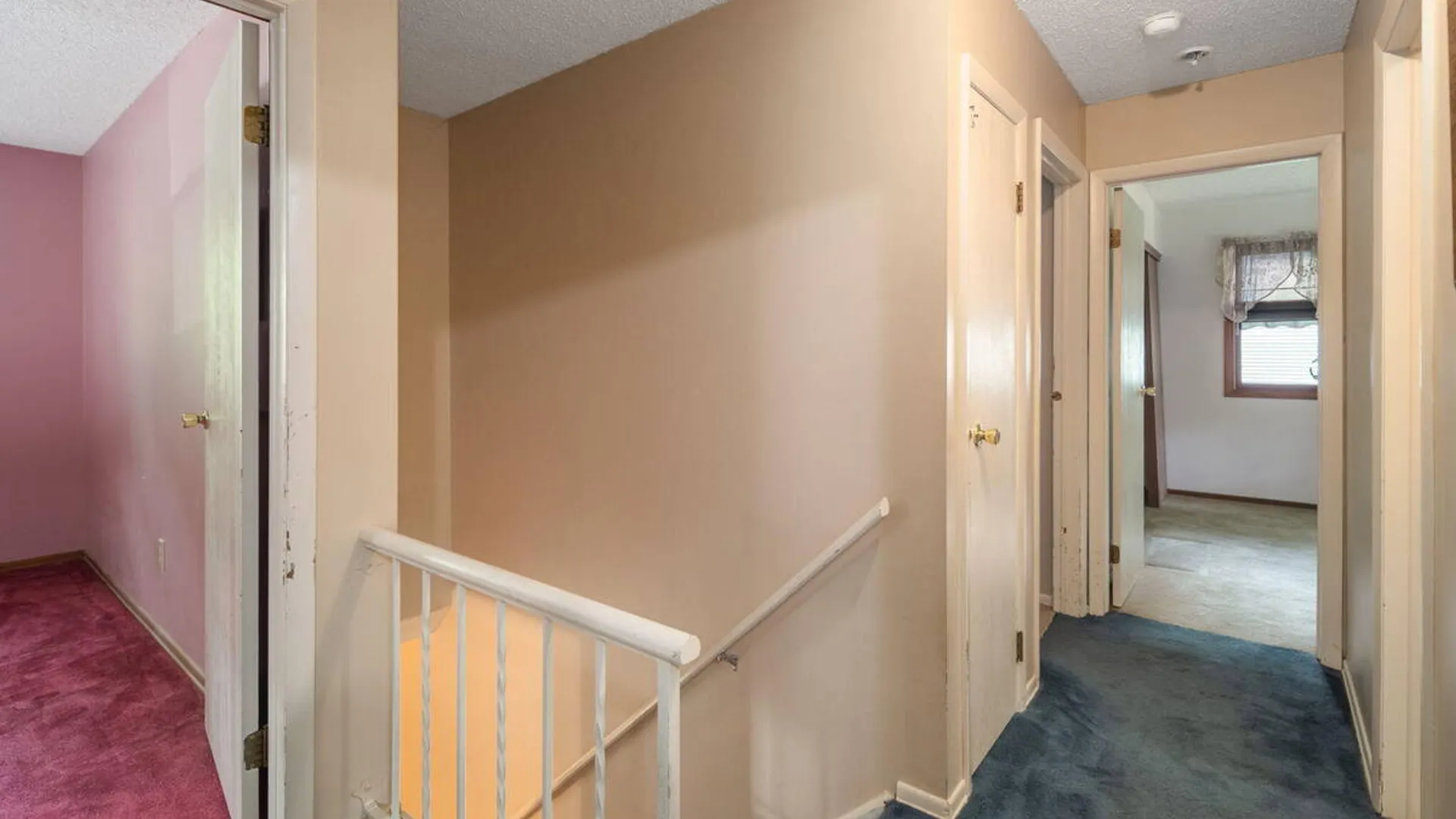 Property at 20 Longwood Drive, Clifton Park, NY 12065 22