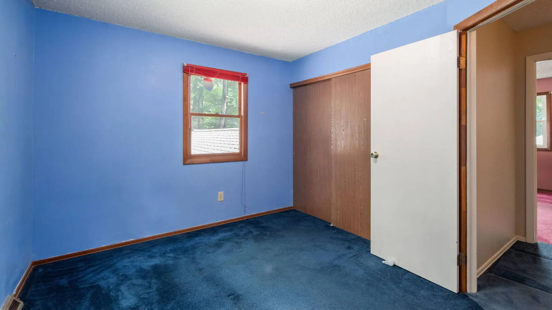 Property at 20 Longwood Drive, Clifton Park, NY 12065 33
