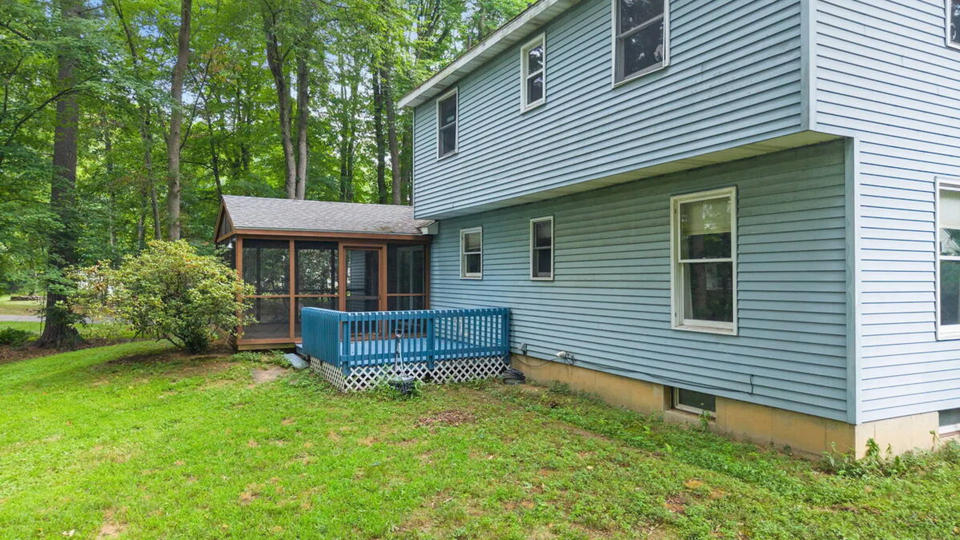 Property at 20 Longwood Drive, Clifton Park, NY 12065 55