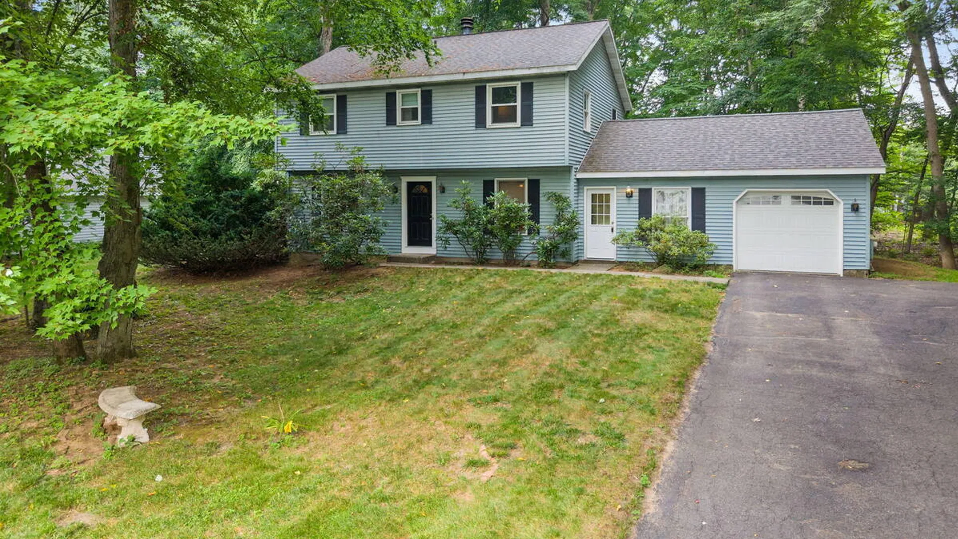 Property at 20 Longwood Drive, Clifton Park, NY 12065 59