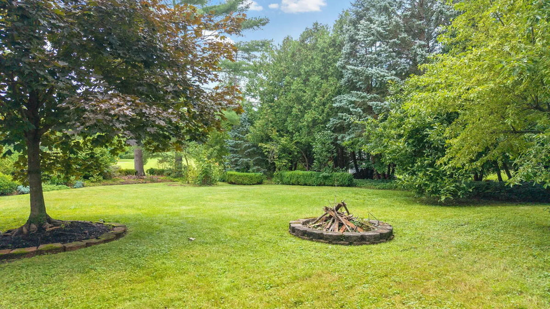 Property at 6 Quaker Drive, Colonie, NY 12309 57