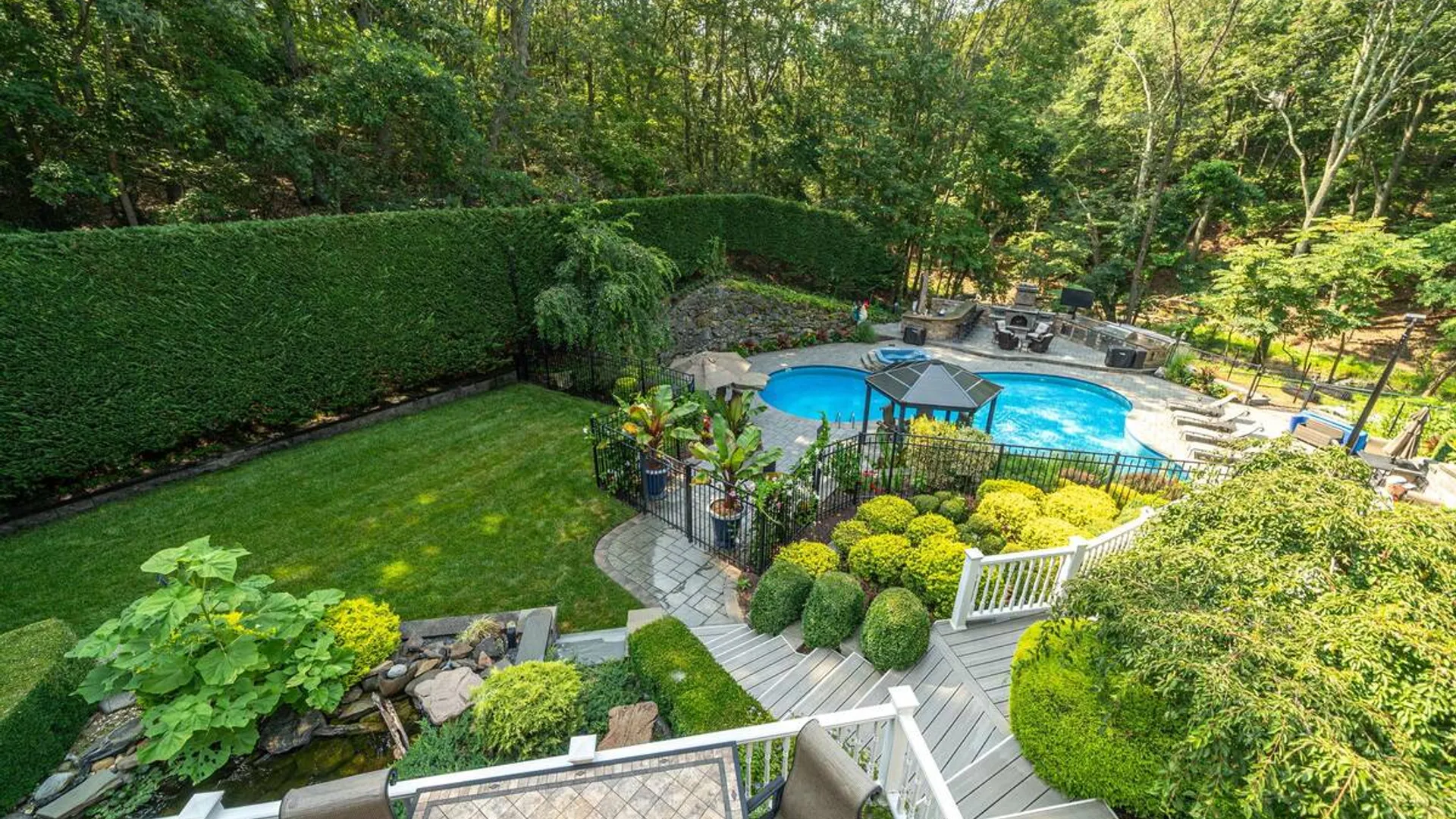 Property at 56 Old Homestead Road, Port Jefferson, NY 11777 23