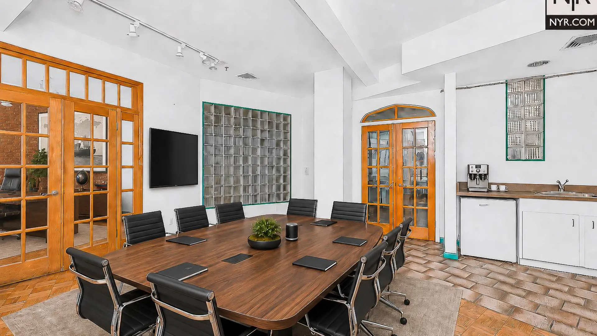 Property at 148 West 24th Street, New York, NY 10011 3