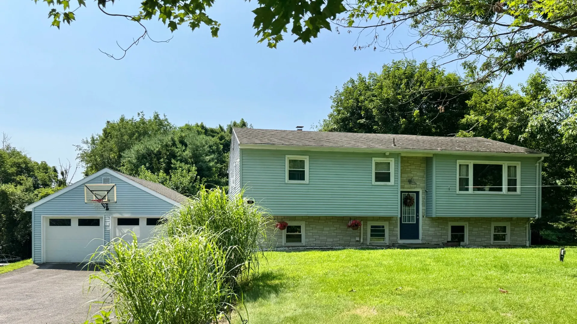 Property at 15 Oak Leaf Dr, Stuyvesant, NY 12173 11