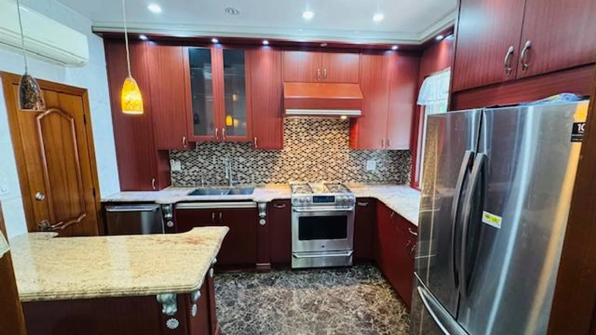 Property at 80-42 168th Street, JAMAICA ESTATES, NY 11432 8