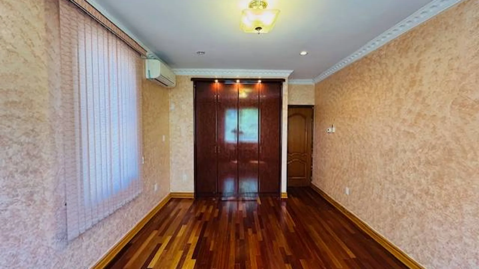 Property at 80-42 168th Street, JAMAICA ESTATES, NY 11432 16