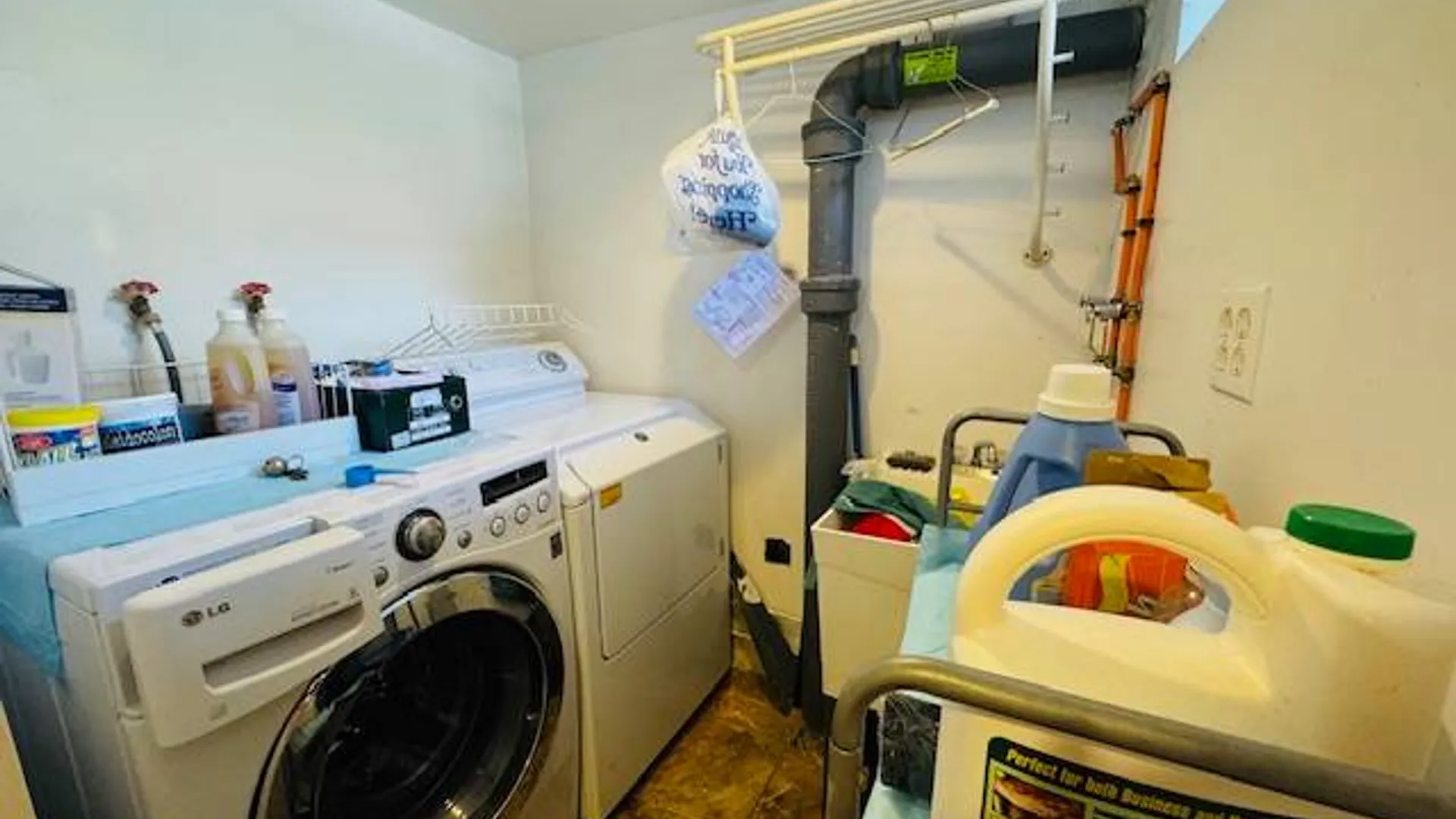 Property at 80-42 168th Street, JAMAICA ESTATES, NY 11432 25