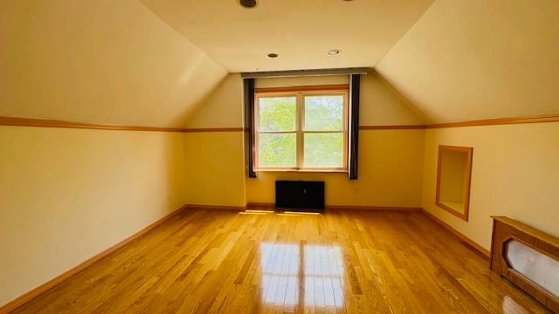Property at 80-42 168th Street, JAMAICA ESTATES, NY 11432 31