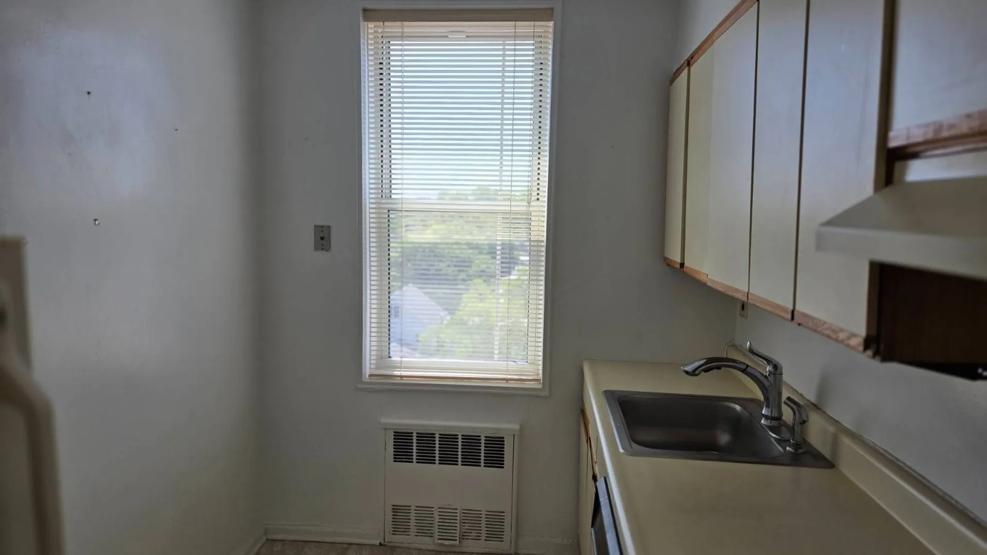 Property at 3903 Nostrand Ave, Brooklyn, NY 11235 3