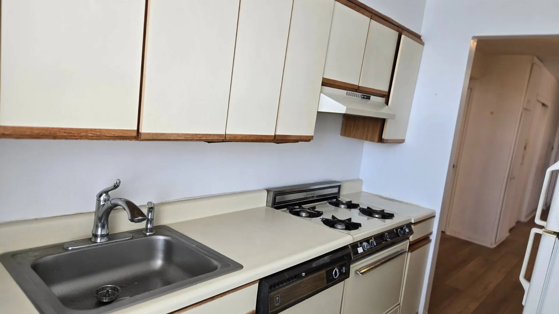 Property at 3903 Nostrand Ave, Brooklyn, NY 11235 4