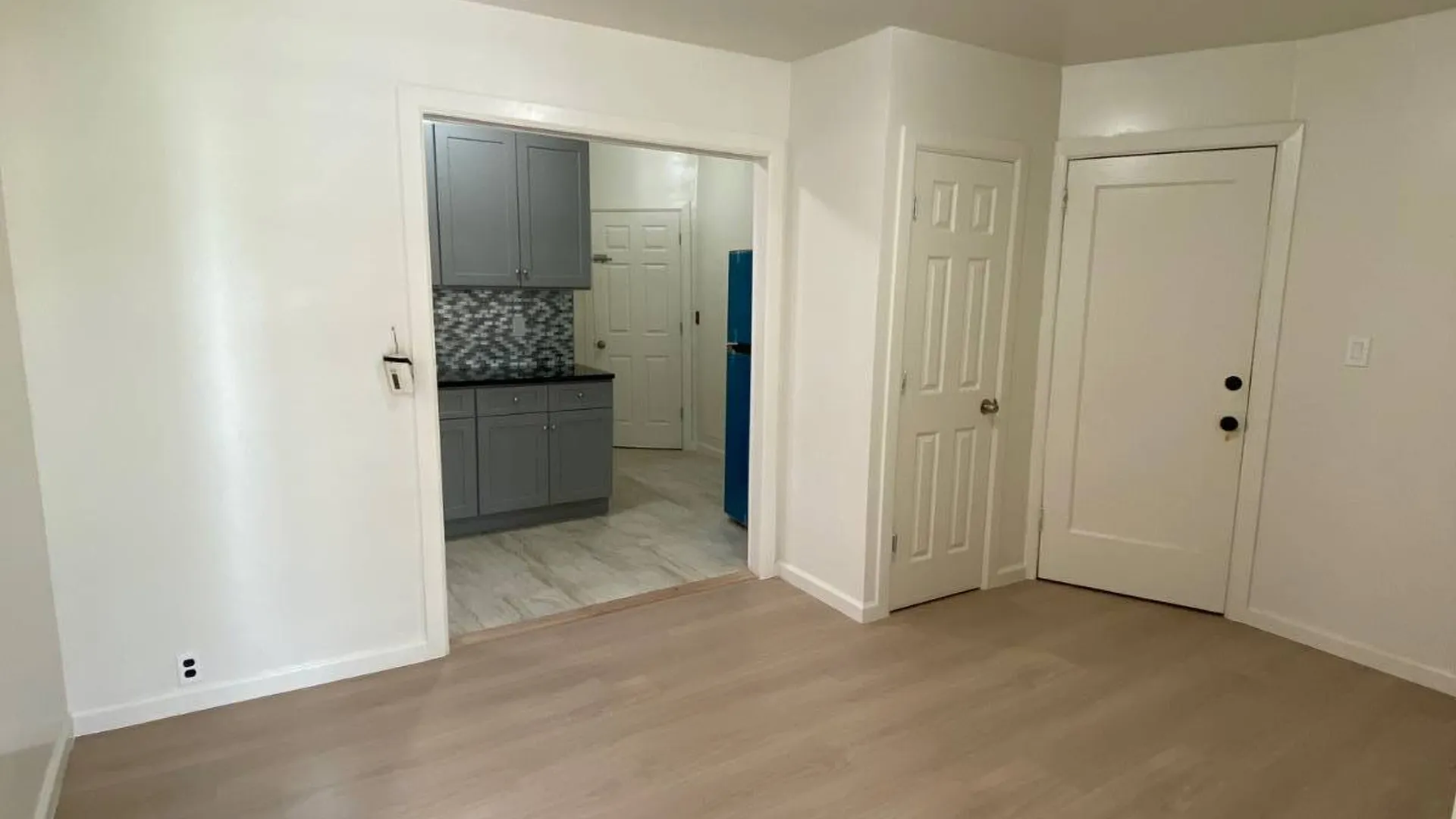 Property at 2222 Newbold Ave, Bronx, NY 10462 5