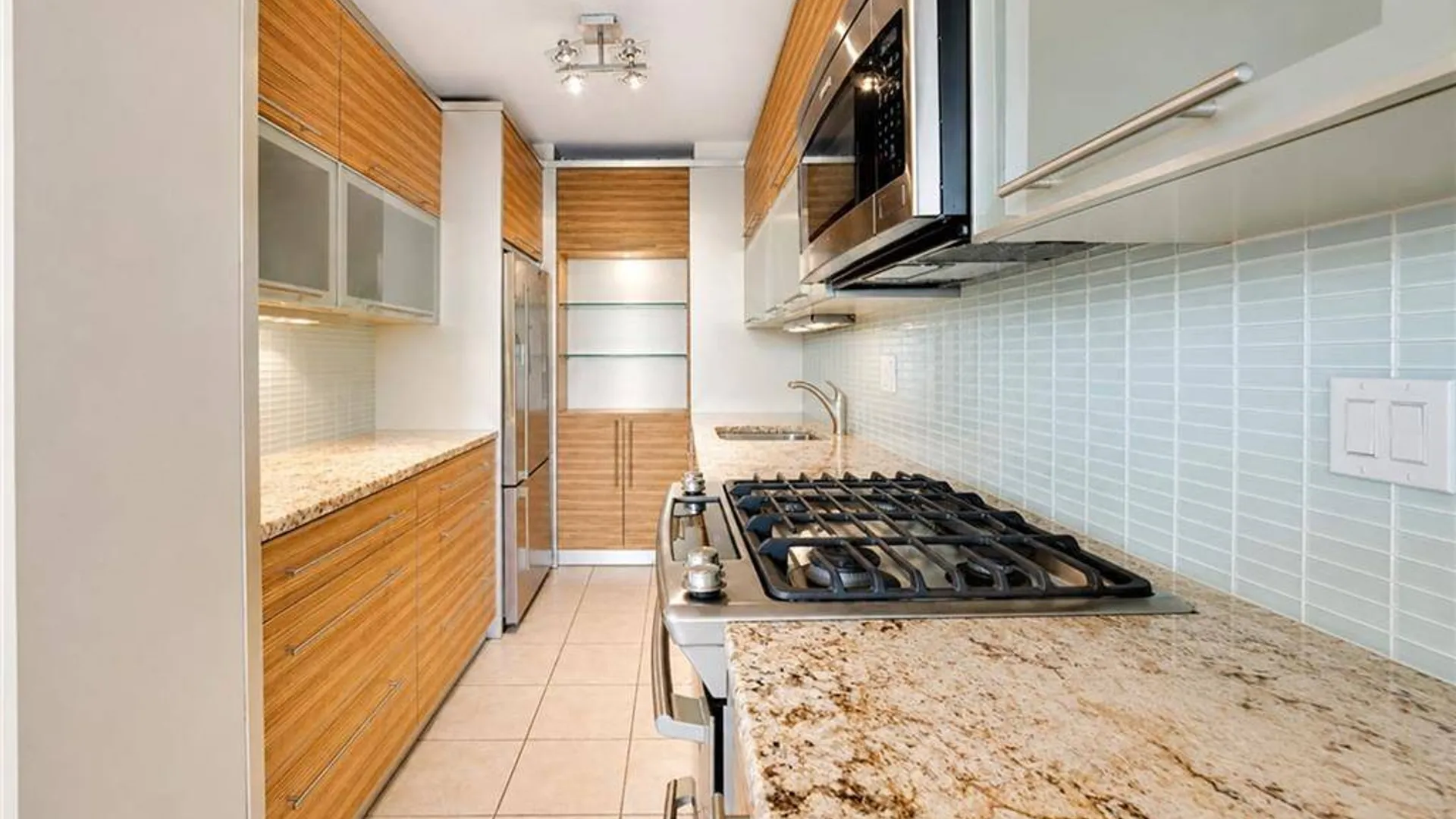 Property at 2915 W 5th St, Brooklyn, NY 11224 6