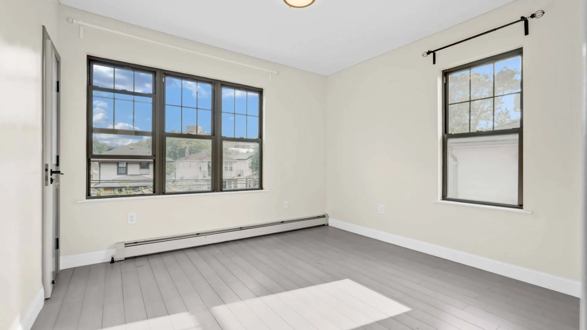Property at 160-15 79th ave, Fresh Meadows, NY 11366 3