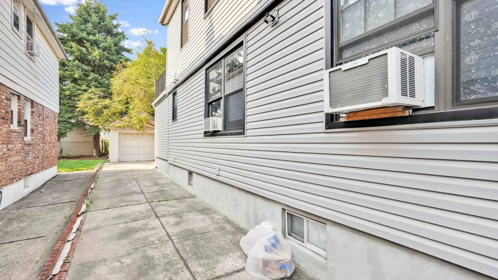 Property at 160-15 79th ave, Fresh Meadows, NY 11366 15