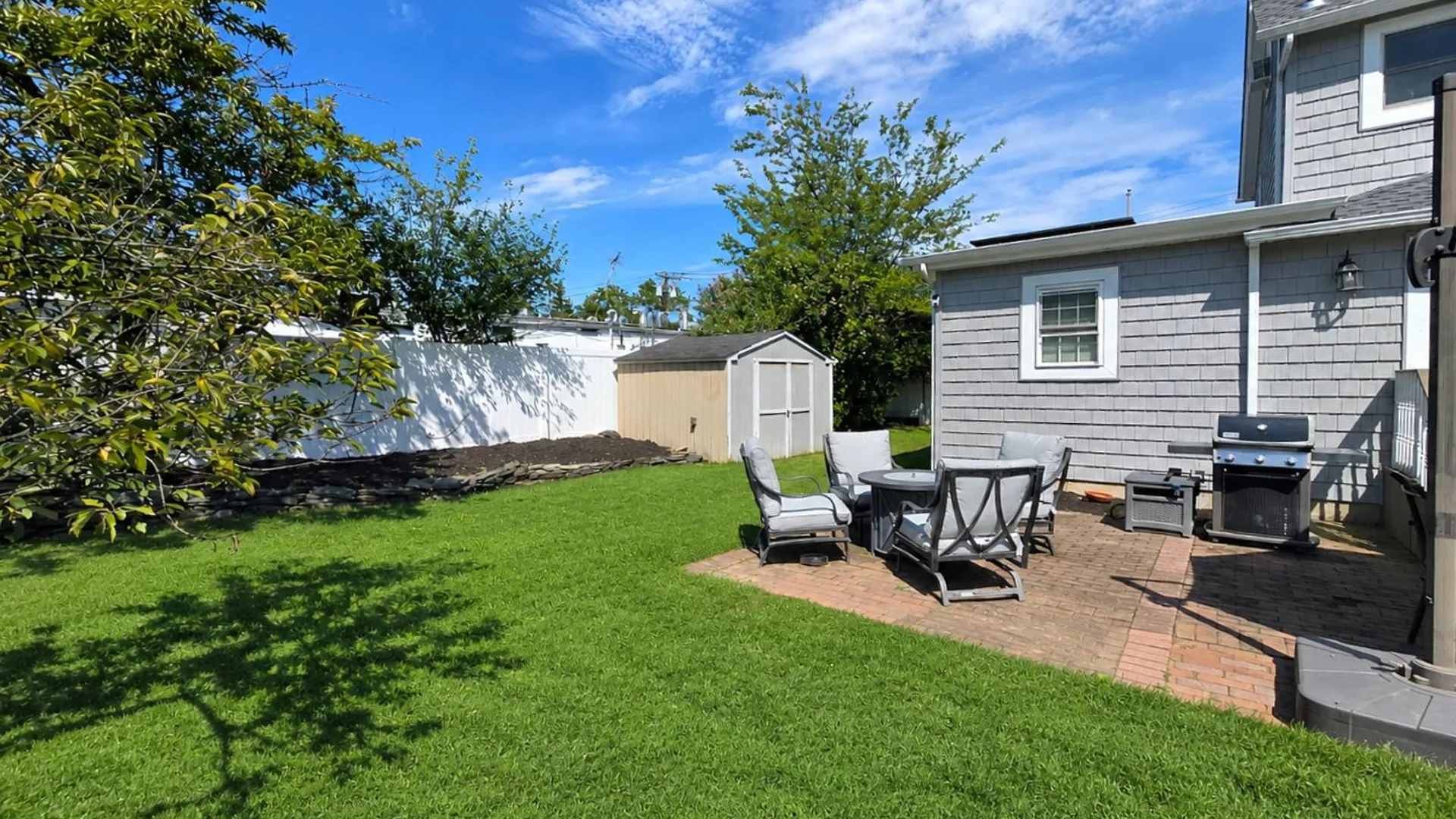Property at 9 Ocean Ave, Amityville, NY 11701 40