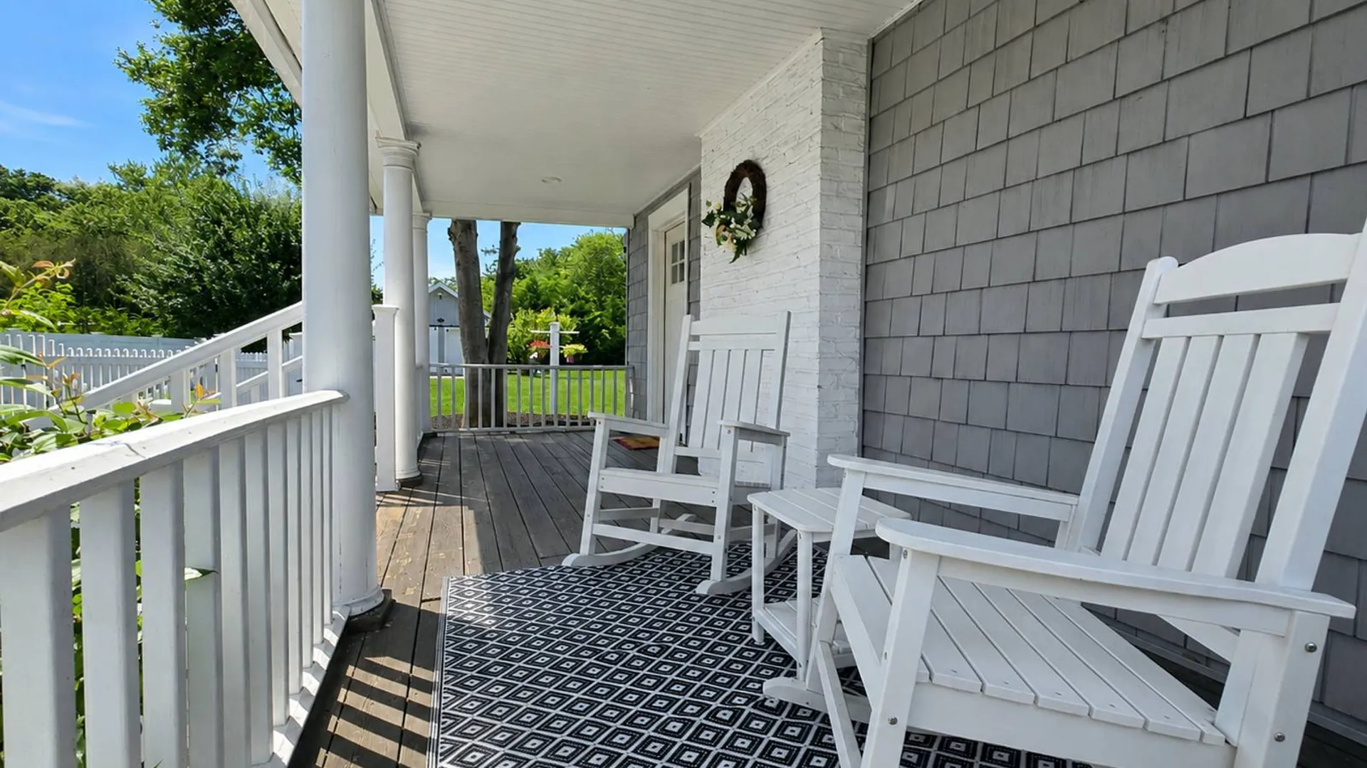 Property at 9 Ocean Ave, Amityville, NY 11701 5