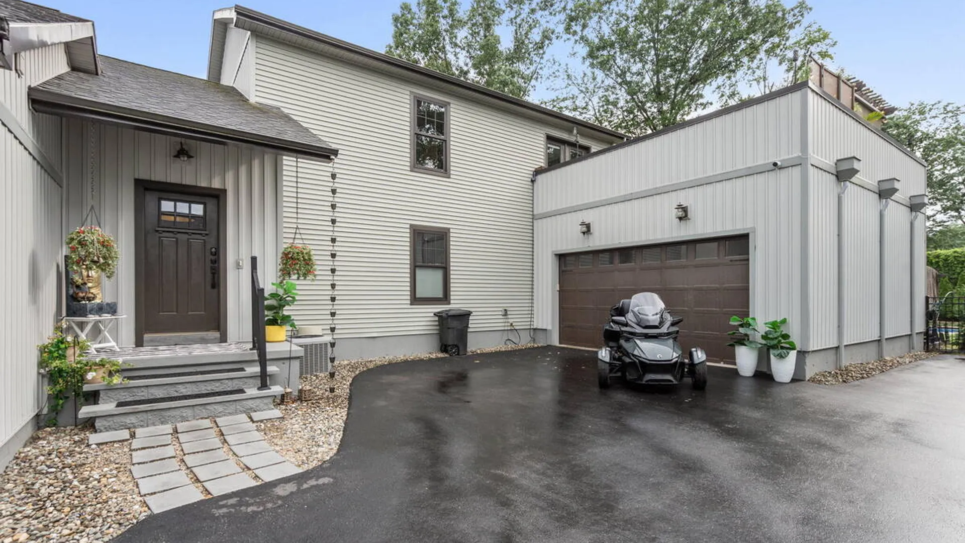 Property at 45 Doten Avenue, Saratoga Springs, Outside, NY 12866 4