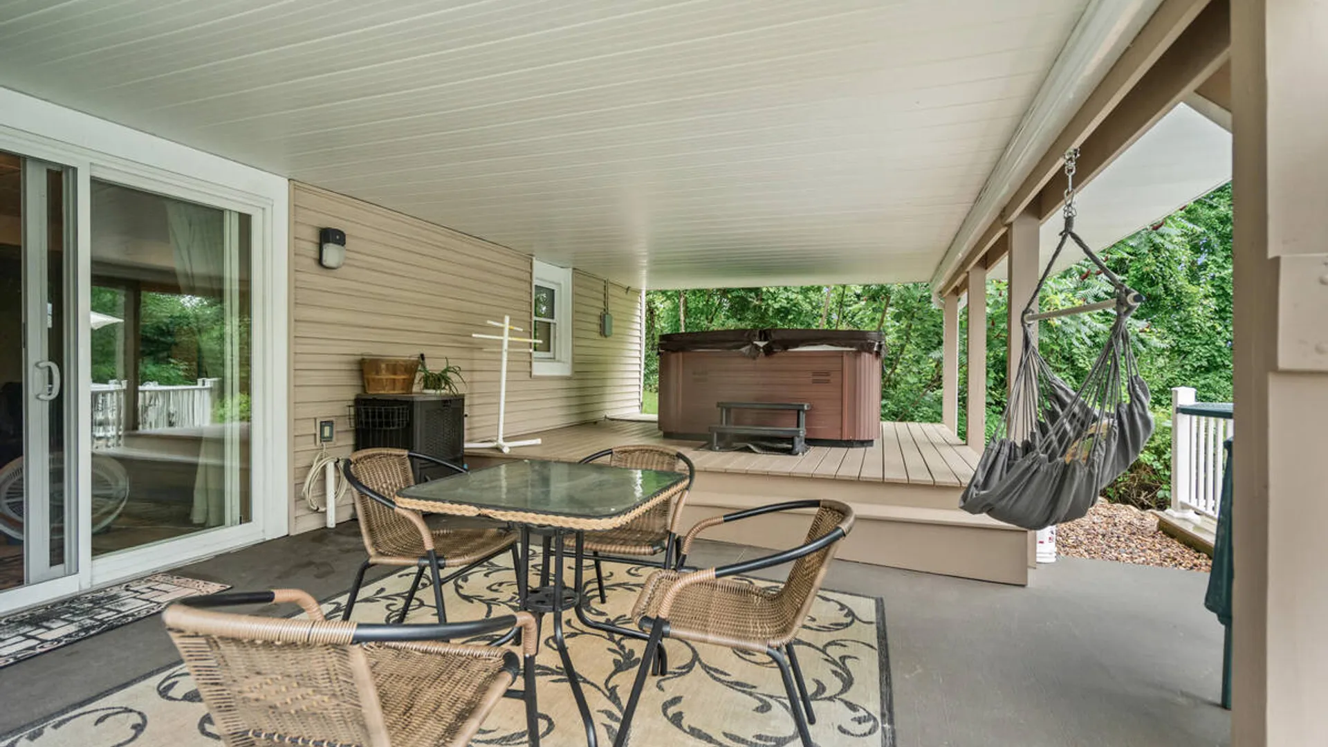 Property at 316 Farm To Market Road, Halfmoon, NY 12118 36