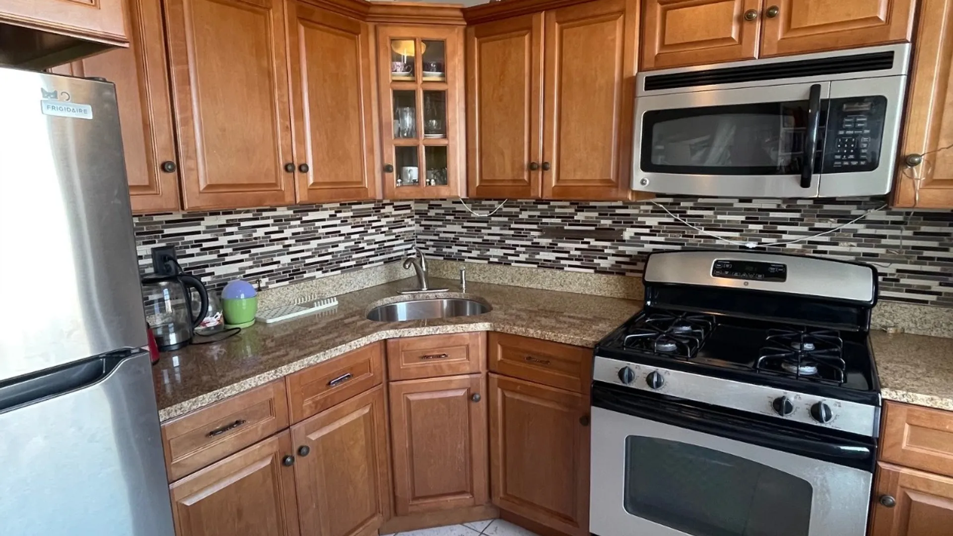 Property at 40 Brighton 1 road, Brooklyn, NY 11235 6