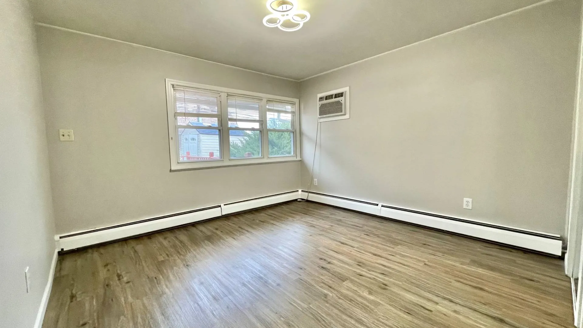 Property at 9 ARCADIA LN, Hicksville, NY 11801 3