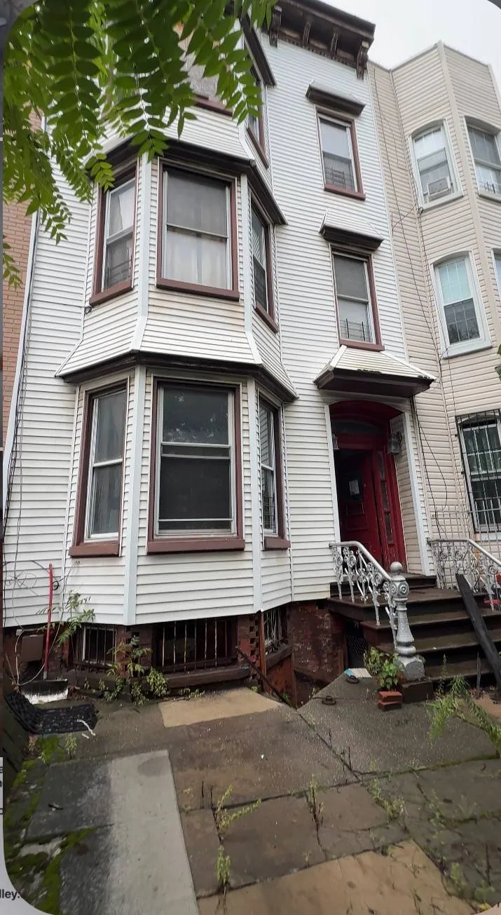 Property at 1192 Bushwick Ave, Brooklyn, NY 11221