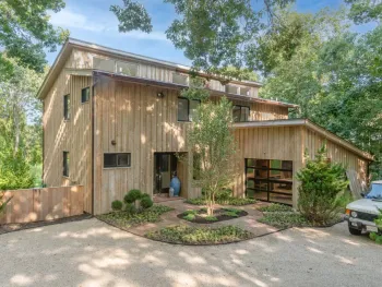 Property at 2 Oyster Shores Road, East Hampton, NY 11937