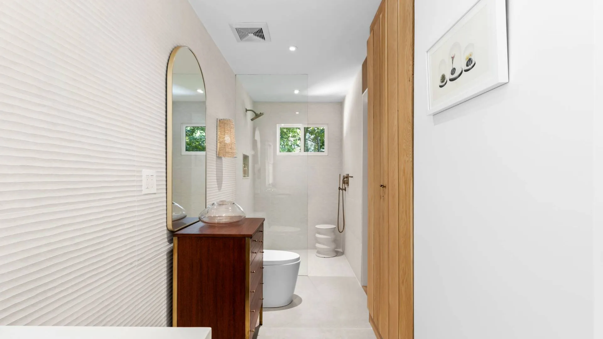 Property at 2 Oyster Shores Road, East Hampton, NY 11937 8