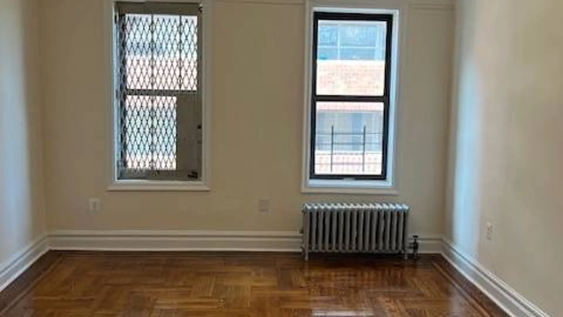 Property at 3400 Wayne Ave, Bronx, NY 10467 4