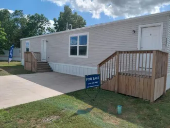Property at 1421 West Dr, Alden, NY 14004