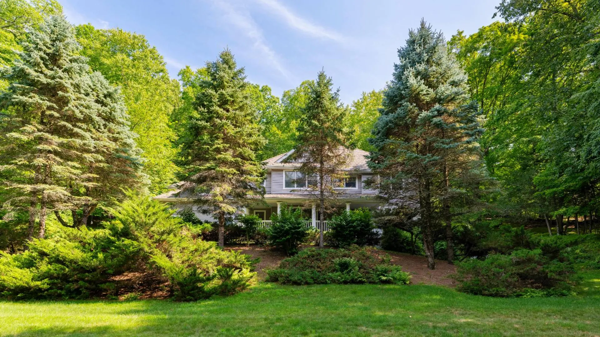 Property at 170 Watch Hill Rd, Cortlandt Manor, NY 10567 4