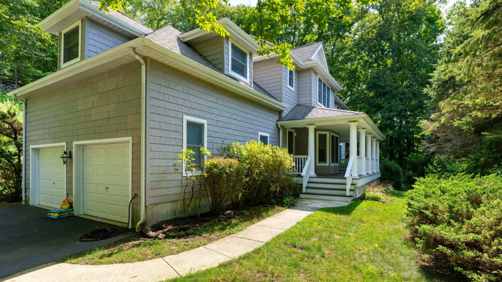 Property at 170 Watch Hill Rd, Cortlandt Manor, NY 10567 8