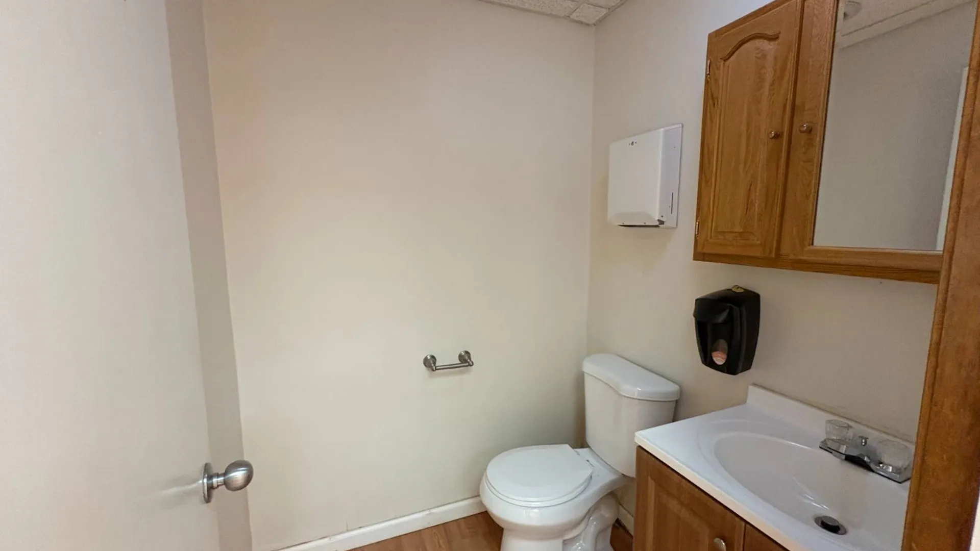Property at 1528 Columbia Tpke, Castleton, NY 12033 8